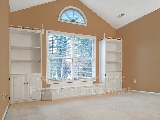 Building Photo - 7704 Middlefield Mews