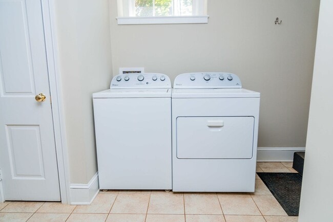 Building Photo - Historic Home Available at Foxhaven Farm