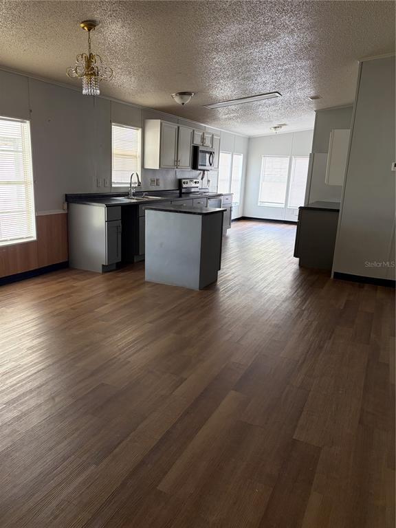 Building Photo - 17536 Eve Dr