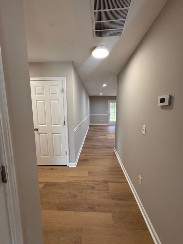 Building Photo - 10896 Big Sky Dr