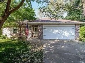 Building Photo - 4BR/3BR Home - $2,300/month
