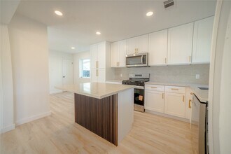 Building Photo - 3547 Glenwood Springs Dr