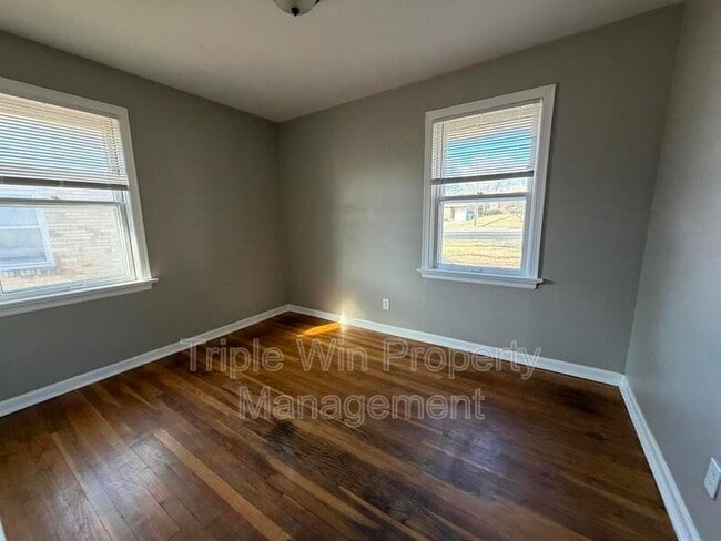 Building Photo - 1110 Jennings Station Rd