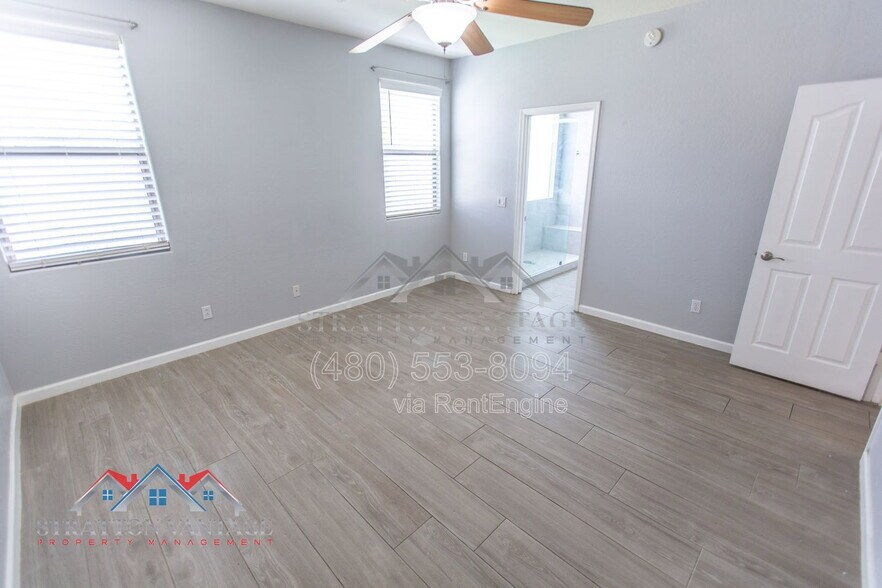 Building Photo - 3068 E Ravenswood Dr