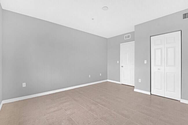 Building Photo - Modern Living in Miramar – 2 Bed/2 Bath Co...
