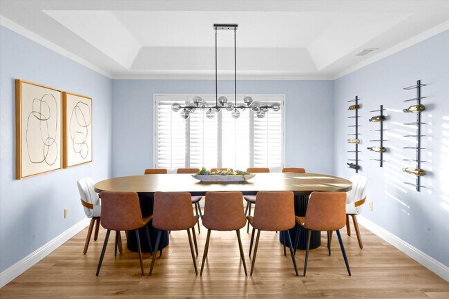 Building Photo - 5604 E Beverly Ln