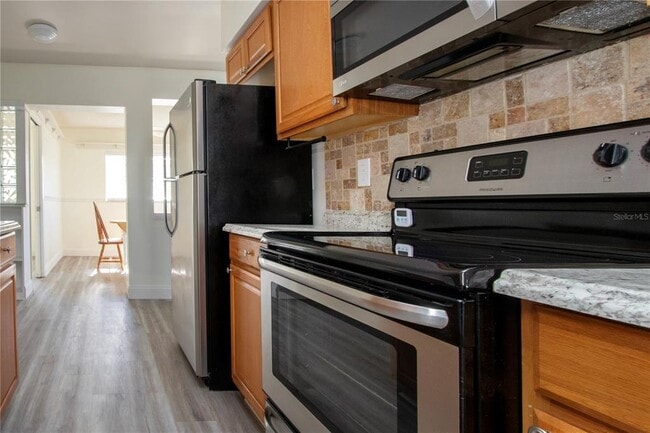 Building Photo - 3807 Joyce Dr