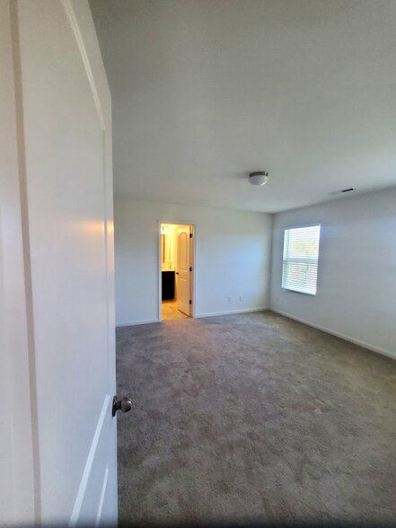 Building Photo - 4040 Resolution Ct