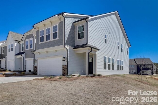 Building Photo - 3845 Hayden Ln