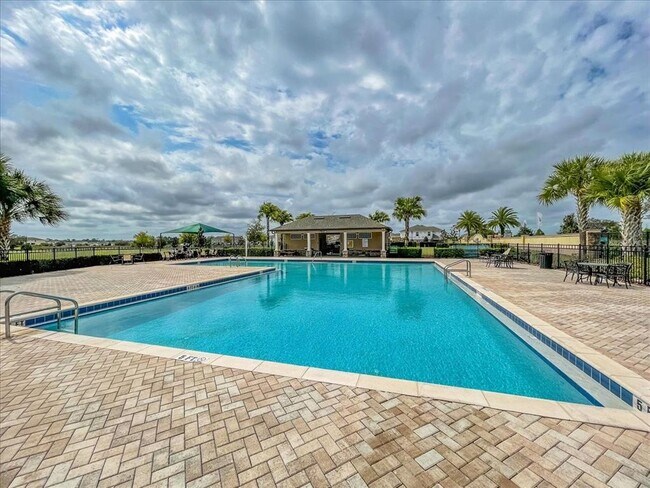 Building Photo - 369 Annabelle Way