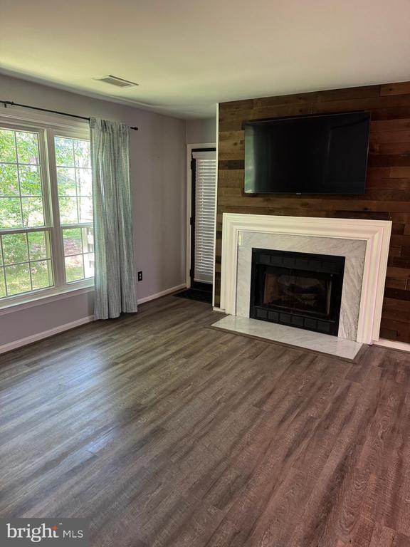 Building Photo - 11717 Karbon Hill Ct