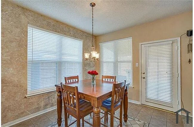 Building Photo - Spacious 4 Bedroom House in Mesquite