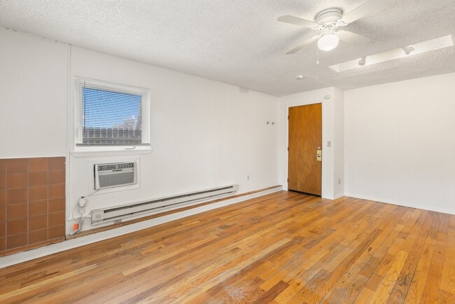 Building Photo - 2529 W Vermijo Ave