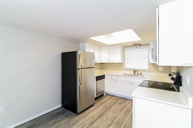 Building Photo - 4146 Palau Dr