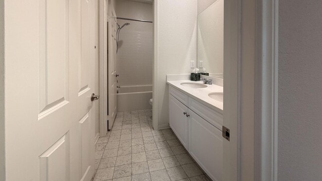 Building Photo - 11074 Avalon Way