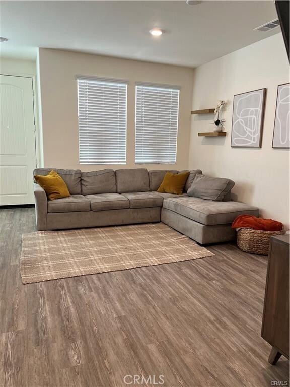 Building Photo - 30419 Town Square Dr