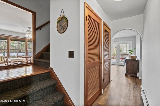 Building Photo - 1244 Whitesville Rd