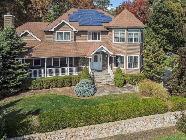 Building Photo - 24 Charnwood Dr