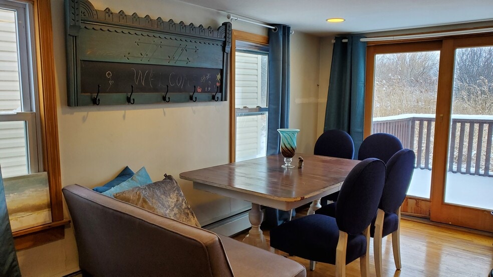 Dinningroom - 436 Revere St