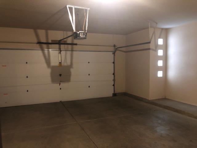 Building Photo - 639 Granite Point Tr SE