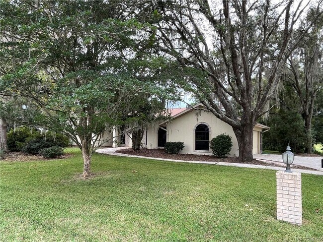 Primary Photo - 558 E Jenkins Ct