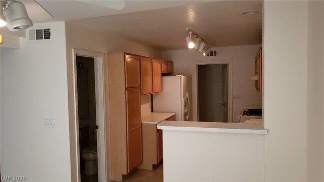 Building Photo - 200 Boothbay St