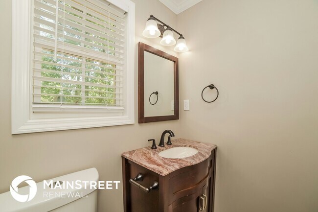 Building Photo - 4358 Wesley Dr