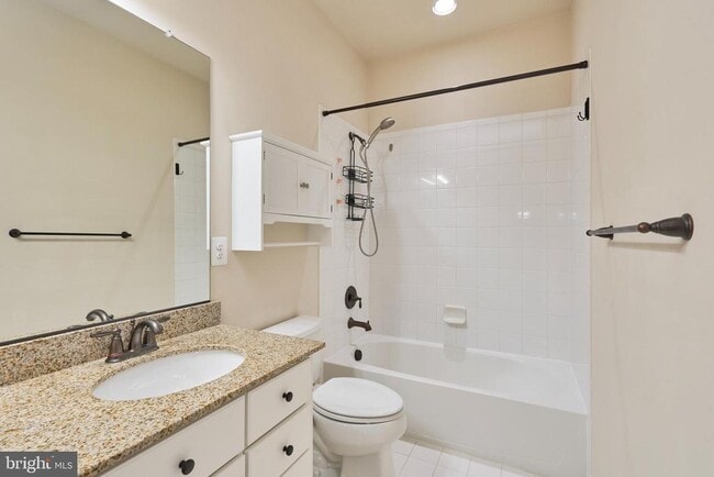 Building Photo - 21276 Hyrst Grove Terrace