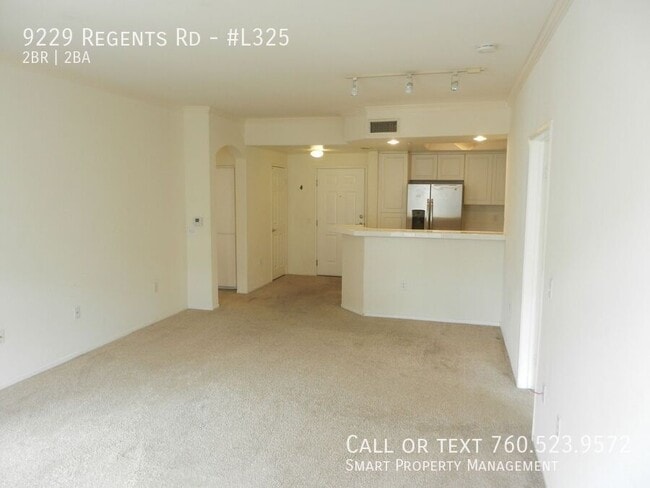 Building Photo - 9229 Regents Rd