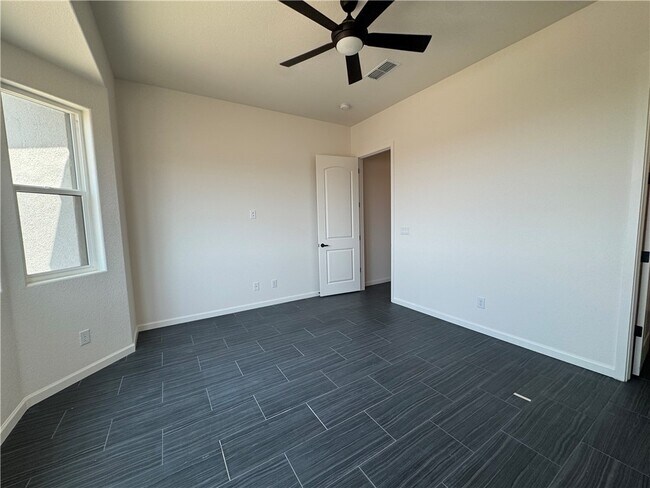 Building Photo - 3040 Fort Mojave Dr