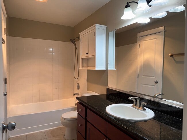 Building Photo - CLICK "REQUEST A TOUR" NOW!