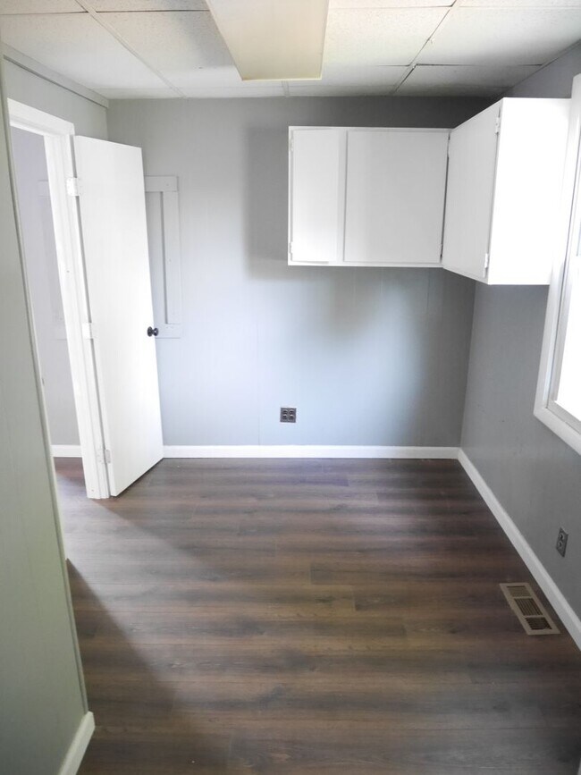 Building Photo - 1154SUA