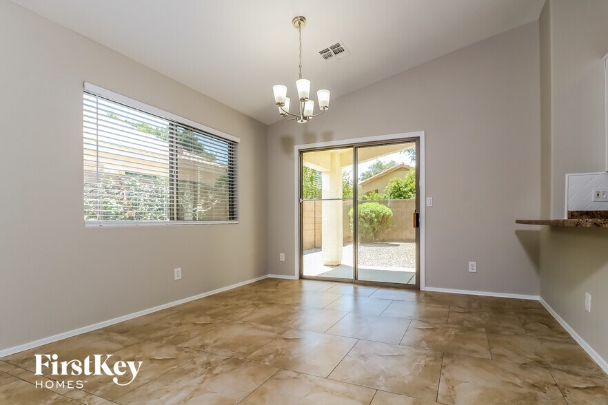 Building Photo - 5859 W Cochise Dr
