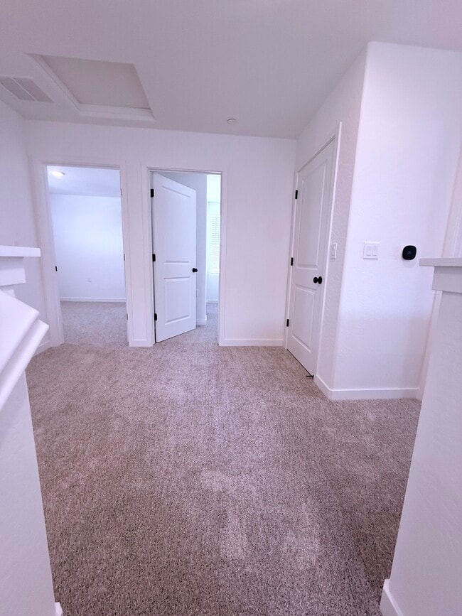 Building Photo - 4026 N Brent Ave