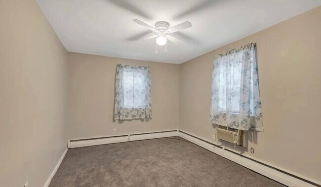 Building Photo - 501 Philmar Ct