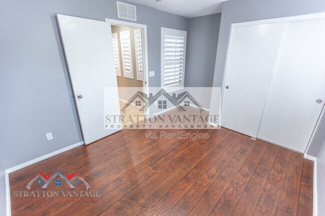 Building Photo - 10234 E Carol Ave