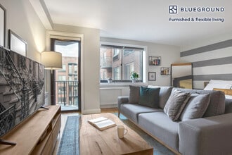 Building Photo - 101 W 15th St