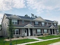 Building Photo - Villas at The Hub | Modern 3 Bedroom Townhome Garage & Private Entry