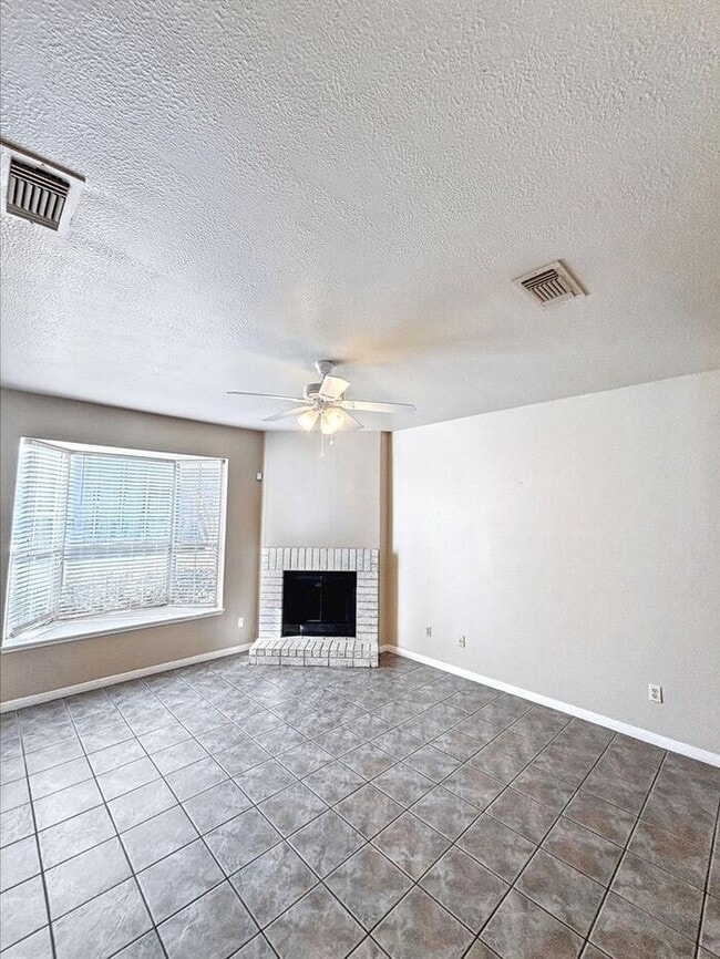 Building Photo - 8310 Wild Rose St