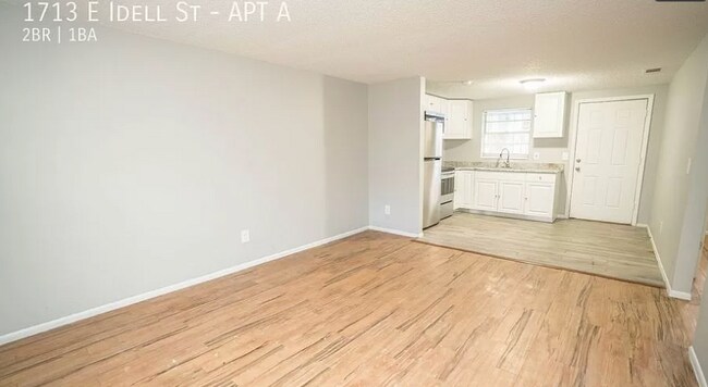 Primary Photo - 1713 E Idell St
