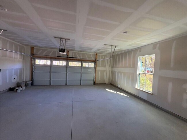 Building Photo - 102 Briargate Dr