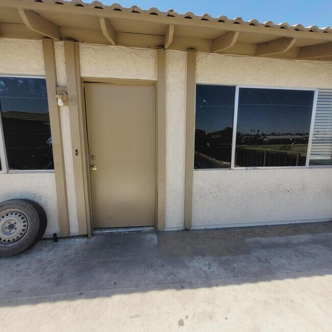 Building Photo - 4424 N 53rd Ln