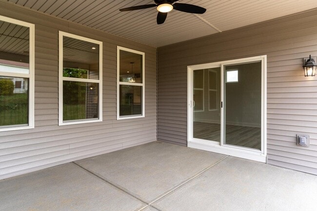 Building Photo - 5852 Stillwater Ln