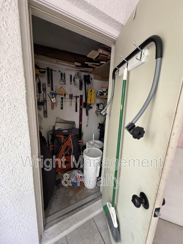 Building Photo - 12326 Berkeley Square Dr