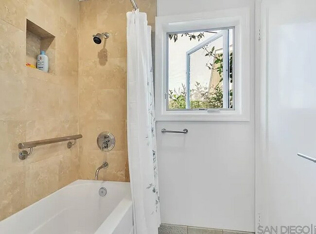 Building Photo - 2123 De Mayo Rd