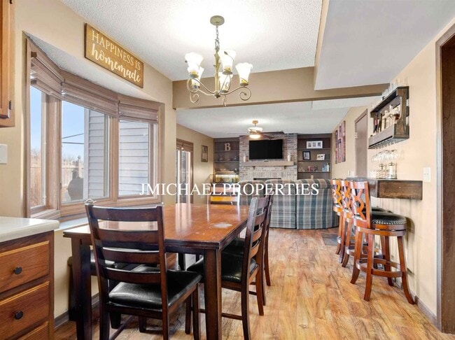 Building Photo - 9034 Dunmore Ln