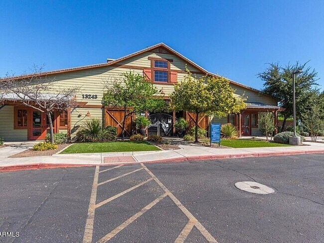 Marley Park Community Center - 14579 W Dahlia Dr