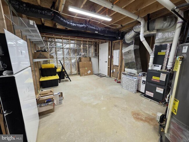 Building Photo - 7550 Mint Springs Ct