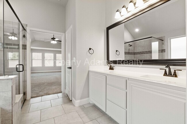 Building Photo - 213 Lariat Trail