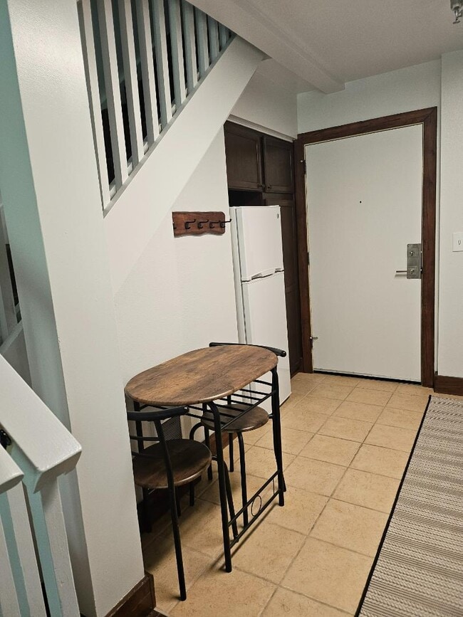 Building Photo - 113 Angani Way